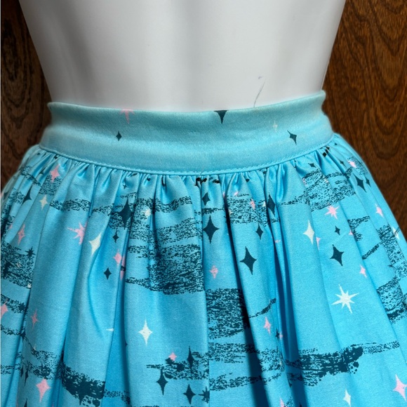 Jenny skirt castle print - Picture 2 of 10